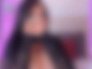 Live cam show with Violeta-Santanna - Curvy Small Tits on Uber Horny