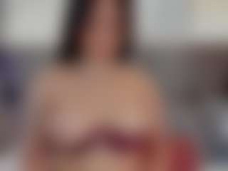 Live cam show with Violeta-Santanna - Curvy Small Tits on xxxlivecams.org