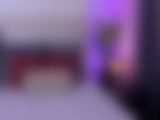 Live cam show with Violeta-Santanna - Small Tits on xblisslive.com