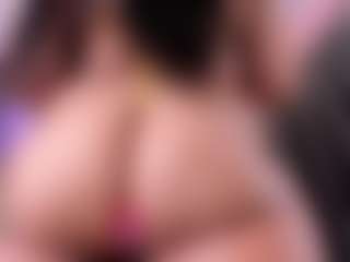 Violeta-Santanna's Live Sex Cam Show