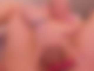 Live cam show with Tiffany-Jade - Tease on TeamSkeetLive