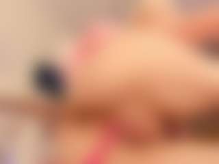 Live cam show with Tiffany-Jade - Spank on Camsoda