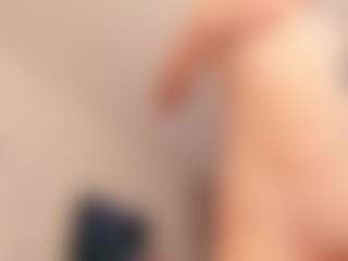 Live cam show with Tiffany-Jade - Solo on Camsoda