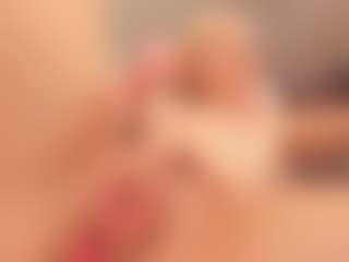 Live cam show with Tiffany-Jade - Shaved Pussy on TeamSkeetLive