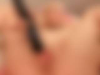 Live cam show with Tiffany-Jade - Spank Blonde Hair on hotwifechat.live