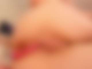 Live cam show with Tiffany-Jade - Blonde Hair on Uber Horny