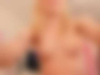 Live cam show with Tiffany-Jade - Solo on Dare Cams