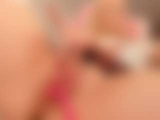 Live cam show with Tiffany-Jade - Gray Eyes on Sweet Sext