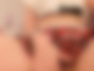 Live cam show with Tiffany-Jade - Eating Pussy on alttransgirls
