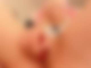 Live cam show with Tiffany-Jade - Solo on Camsoda