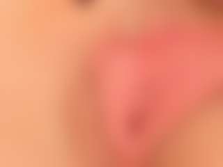 Live cam show with Tiffany-Jade - Bikini on CamClone