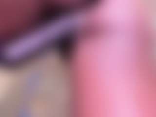 Live cam show with AgathaSamuels - Slender on Camsoda