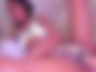 Live cam show with AgathaSamuels - Facial on Milfs Live