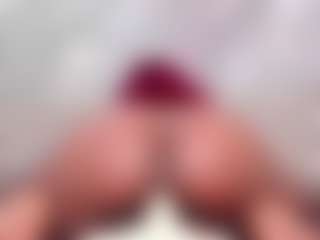 Live cam show with AgathaSamuels - Skinny on PervPlay.com