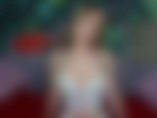 Live cam show with AlishaKelly - Brown Hair on TeamSkeetLive