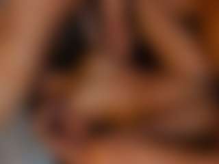 Live cam show with CleopatraFoxy - Tease on Dolls Live