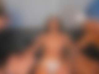 Live cam show with CleopatraFoxy - Submissive on MyBangCams