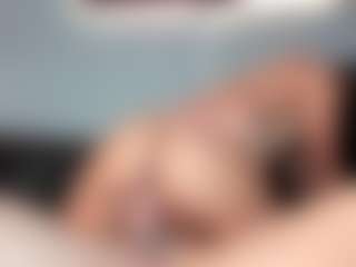 Live cam show with CleopatraFoxy - Submissive on slutload