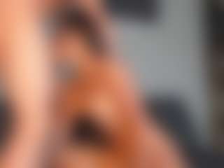 Live cam show with CleopatraFoxy - Submissive on sexylive.show