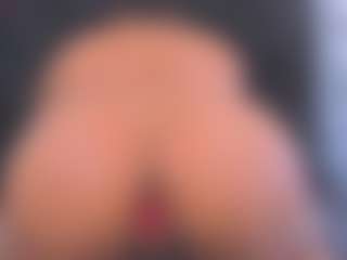 Live cam show with Juakynangels - Brunette Hair on Camsoda
