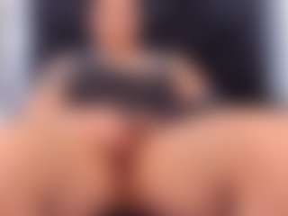 Live cam show with Juakynangels - Muscular on Camsoda