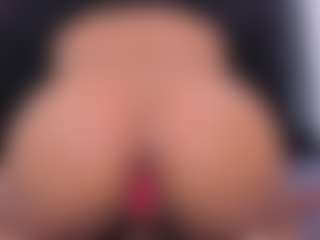 Live cam show with Juakynangels - Muscular on Camsoda