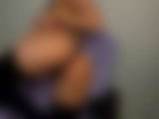 Live cam show with medusagorgon - Drinking on Camsoda