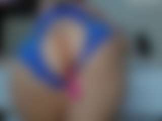 tykitaa's Live Sex Cam Show