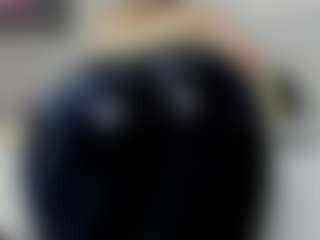 tykitaa's Live Sex Cam Show
