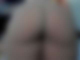 tykitaa's Live Sex Cam Show
