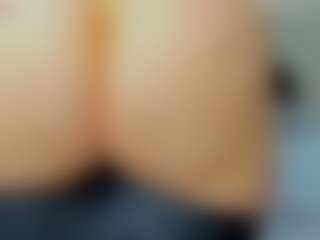 tykitaa's Live Sex Cam Show