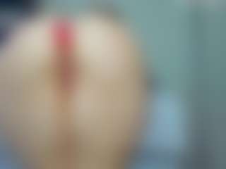 tykitaa's Live Sex Cam Show