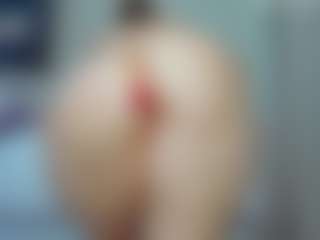 tykitaa's Live Sex Cam Show