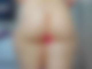 tykitaa's Live Sex Cam Show