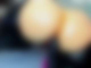 Live cam show with tykitaa - BBW on livesuperchat.net