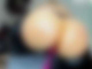 Live cam show with tykitaa - Cum on CamwithHer