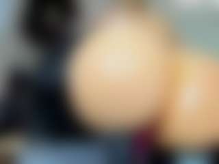 tykitaa's Live Sex Cam Show