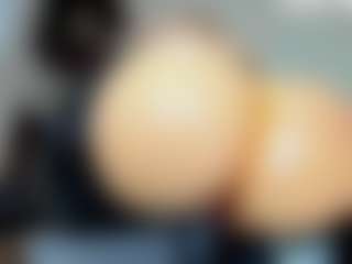tykitaa's Live Sex Cam Show