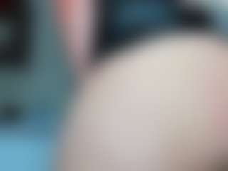 Live cam show with tykitaa - Dirty Talk on StripNow
