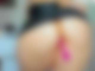 Live cam show with tykitaa - Shaved Pussy on Mixed Magazine Live