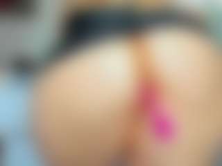 Live cam show with tykitaa - Toys on Streamer API
