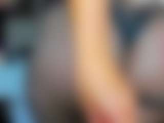 tykitaa's Live Sex Cam Show