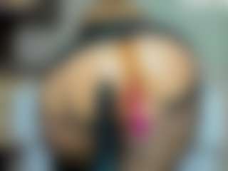 tykitaa's Live Sex Cam Show