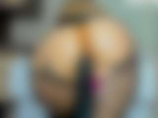 tykitaa's Live Sex Cam Show