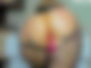 tykitaa's Live Sex Cam Show