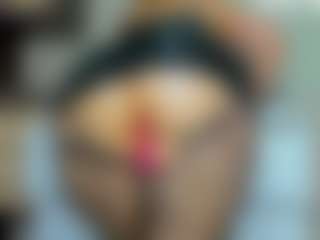 tykitaa's Live Sex Cam Show