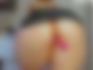 tykitaa's Live Sex Cam Show