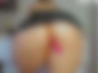tykitaa's Live Sex Cam Show