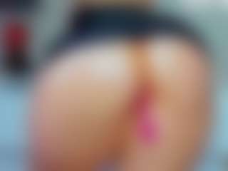 tykitaa's Live Sex Cam Show