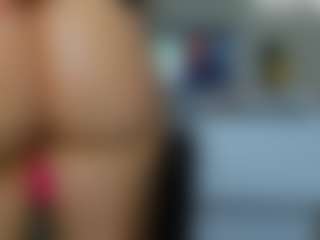 tykitaa's Live Sex Cam Show